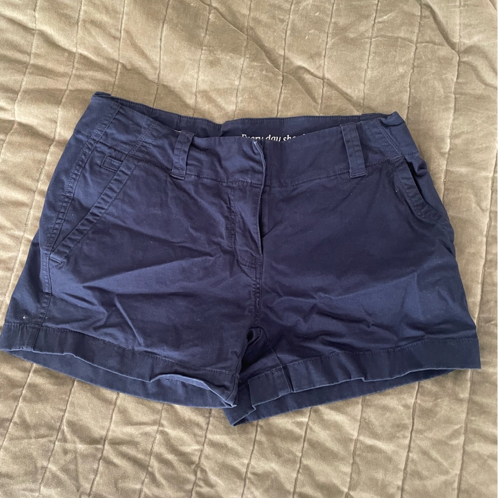 Navy blue Vineyard Vines shorts - size 0